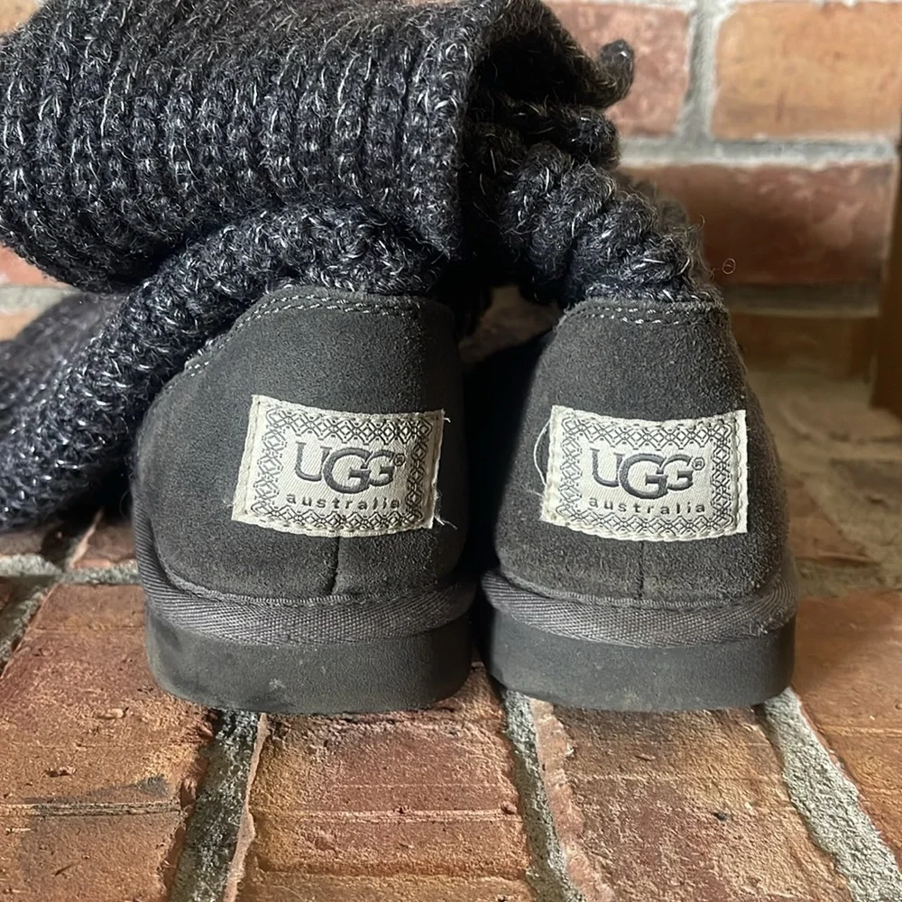 UGG Classic Cardy Button Detailed Dark Gray Knit Boots